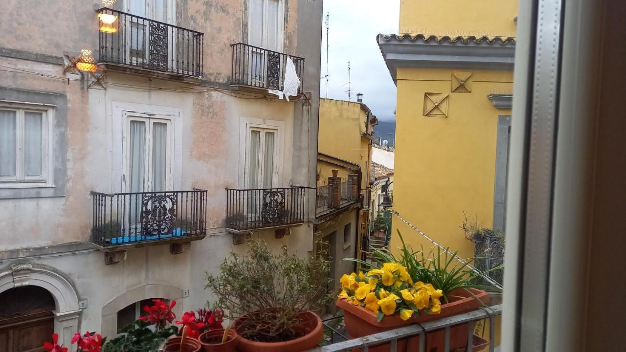 La Casa Di Carmen Apartment เมลฟิ ภายนอก รูปภาพ